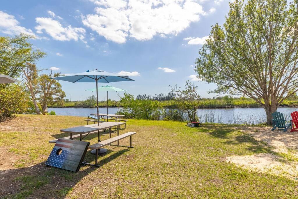 Waterfront Condo #8 Punta Gorda Luaran gambar